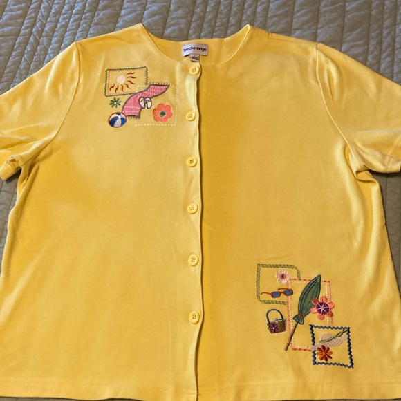 breckenridge Tops - Breckenridge button top with embroidered beach motif